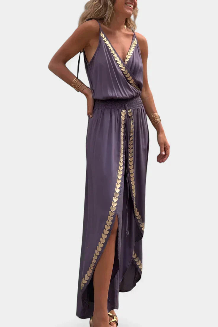 Donatila™ | Mono Elegante con Detalles Dorados y Pierna Abierta
