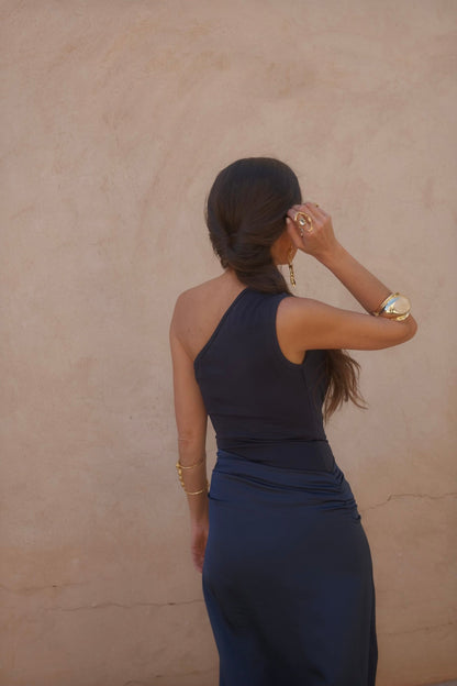 Amira