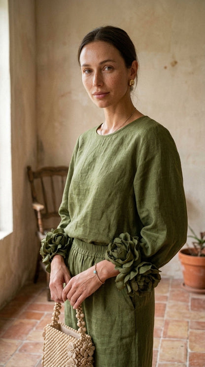 Rosa | Conjunto de Top con Puños Florales y Pantalones de Pierna Ancha