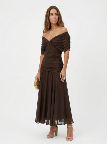 Velora | Vestido largo con cuello en V