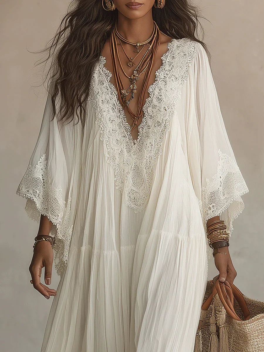 Velora | Vestido largo de gasa color marfil con mangas de murciélago y encaje blanco