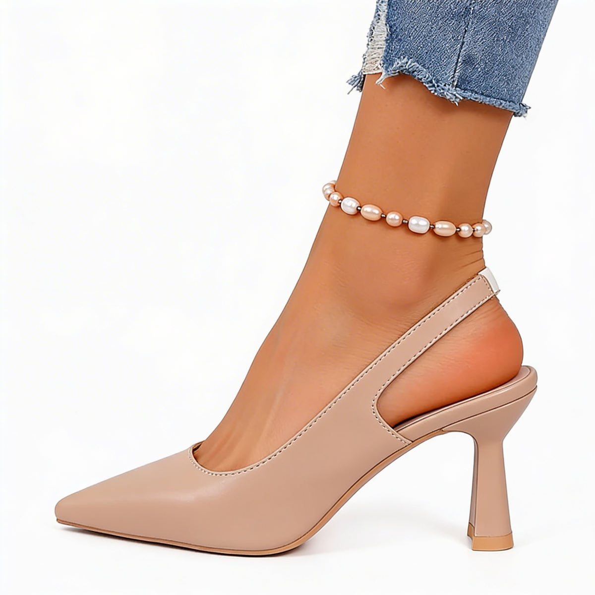 Nadia | Salón Slingback de Tacón Escultural con Puntera Fina en Nude
